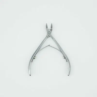 Pince à cuticules STALEKS NC-10-8