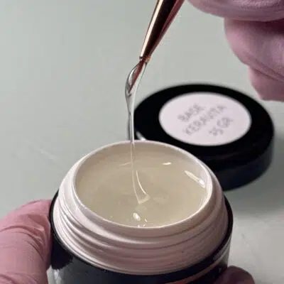 Base Keravita en pot 15 gr